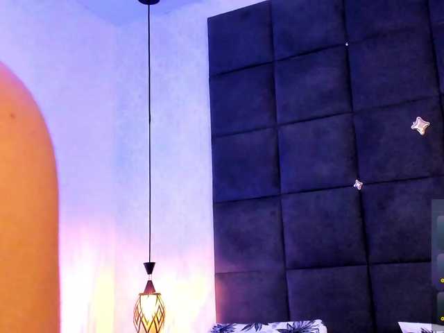 ChloeMontes's BongaCams show and profile