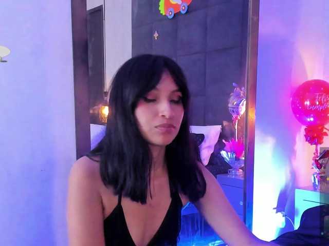 ChloeMontes's BongaCams show and profile