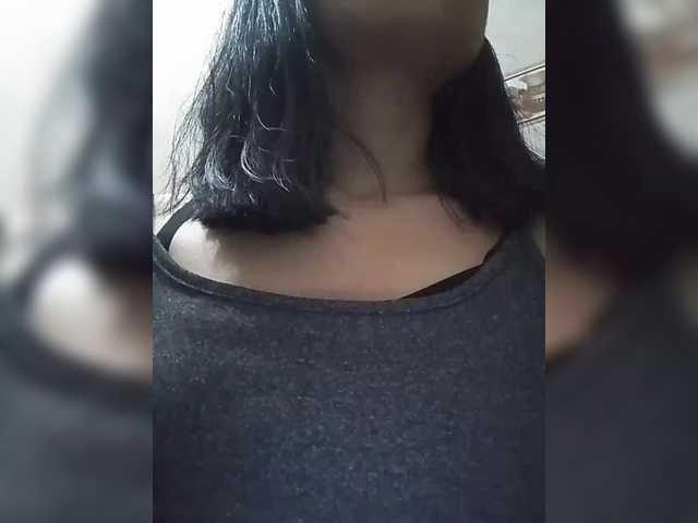 ChloeMontes's BongaCams show and profile