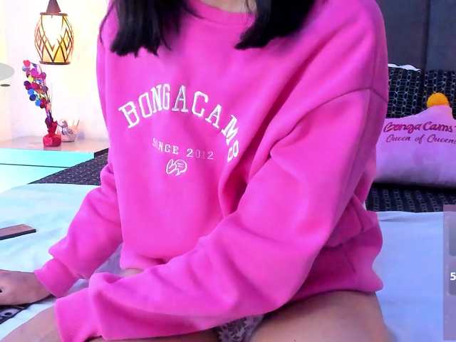 ChloeMontes's BongaCams show and profile