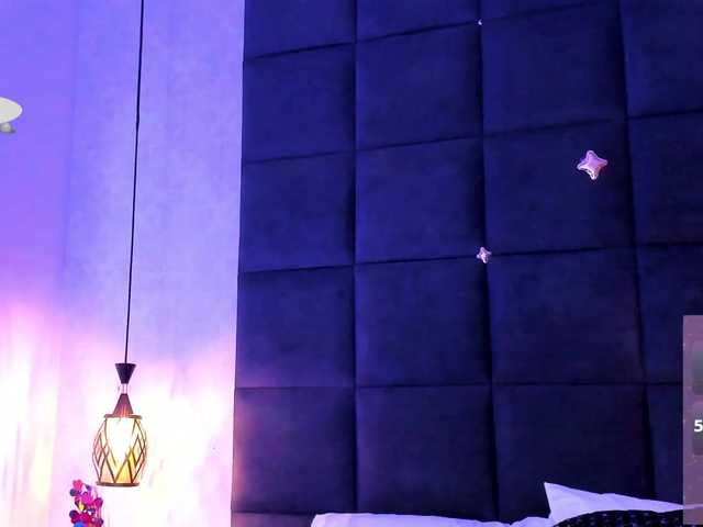 ChloeMontes's BongaCams show and profile