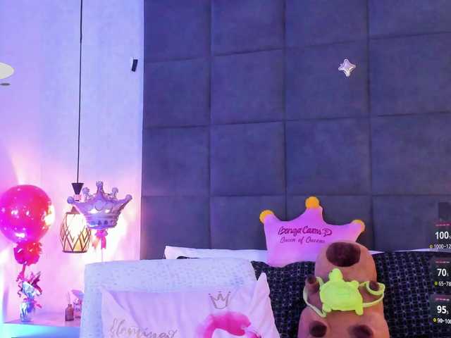 ChloeMontes live cam profile