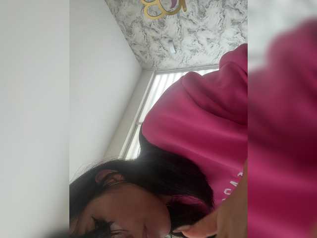 ChloeMontes's BongaCams show and profile