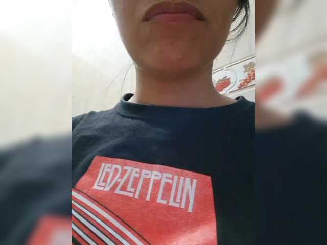 ChloeMontes's BongaCams show and profile