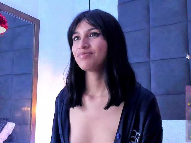 ChloeMontes's BongaCams show and profile