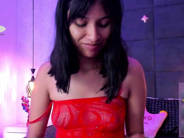ChloeMontes's BongaCams show and profile