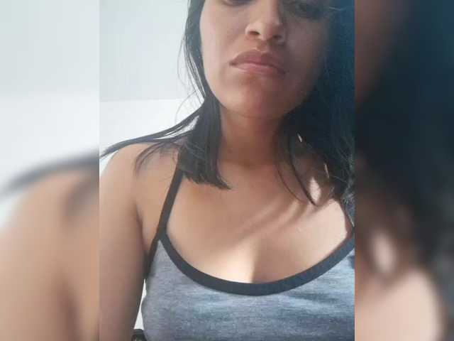 ChloeMontes's BongaCams show and profile