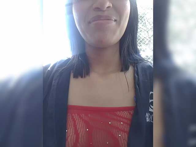 ChloeMontes's BongaCams show and profile