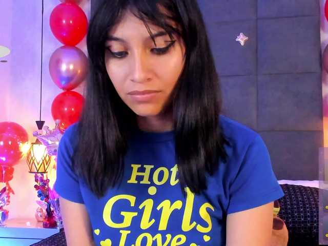 ChloeMontes's BongaCams show and profile