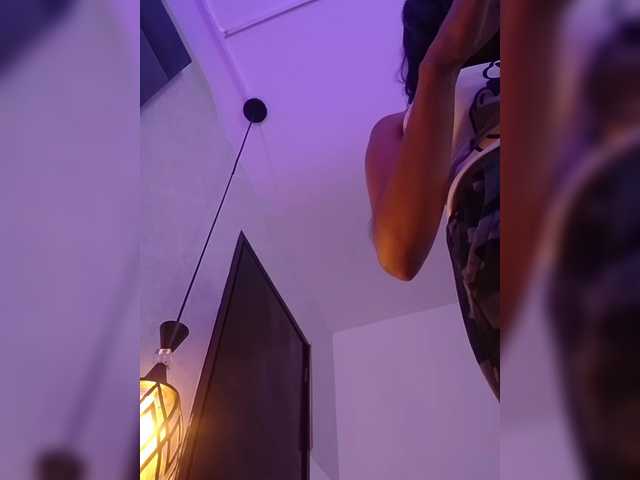 ChloeMontes's BongaCams show and profile