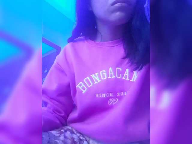 ChloeMontes's BongaCams show and profile