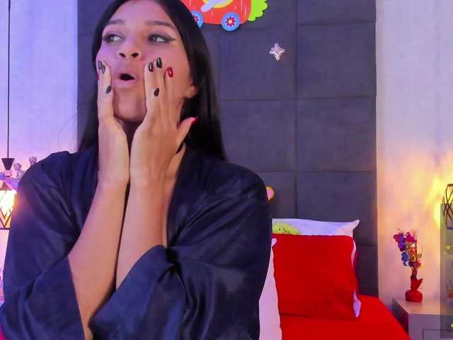 ChloeMontes's BongaCams show and profile