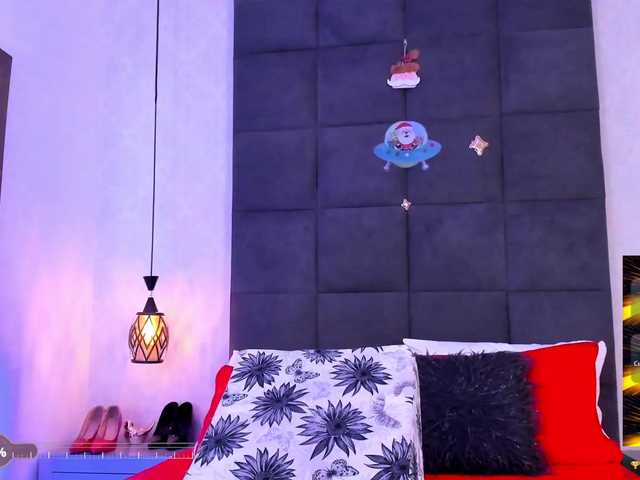 ChloeMontes's BongaCams show and profile