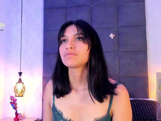 ChloeMontes's BongaCams show and profile