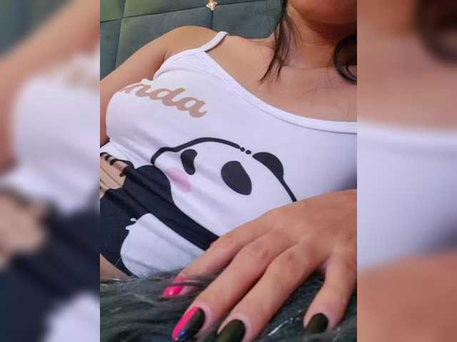 ChloeMontes's BongaCams show and profile