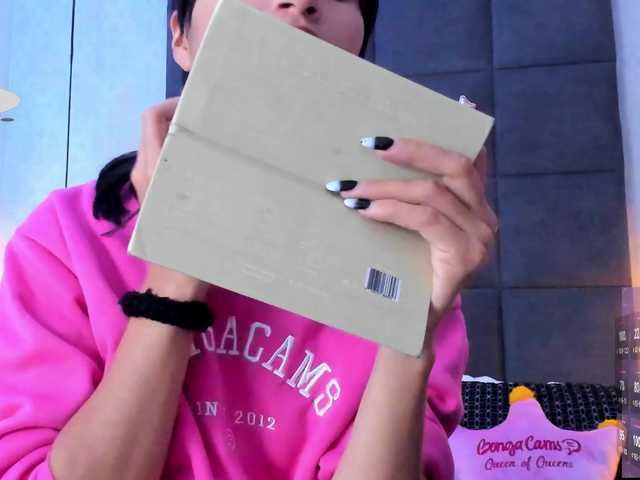 ChloeMontes's BongaCams show and profile