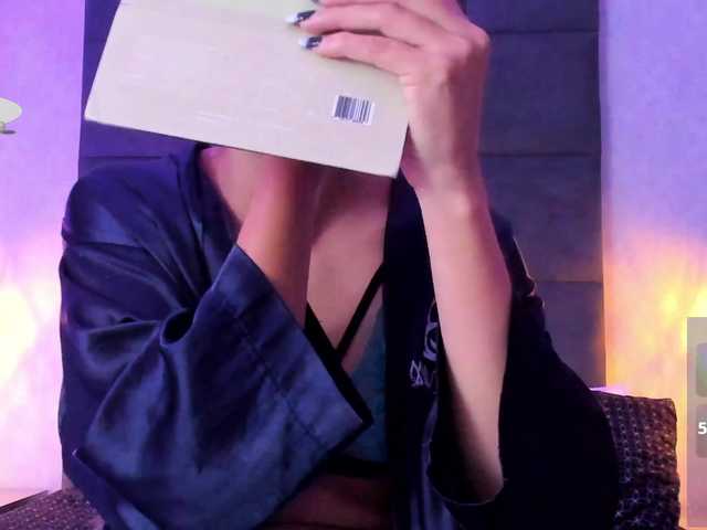 ChloeMontes's BongaCams show and profile