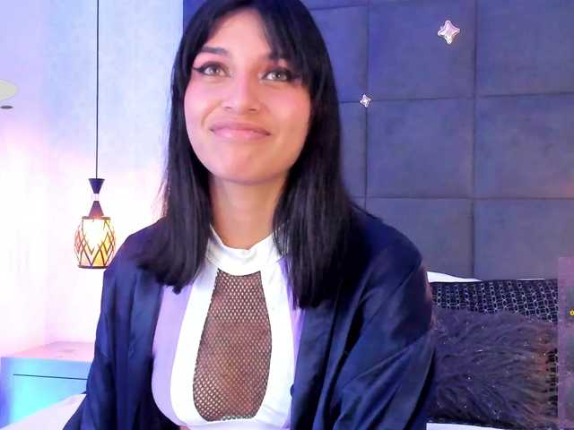 BongaCams ChloeMontes is Freechat ChloeMontes — .hello lovers fav..38100 300500 ride torso 400,a good blowjob 185(help me make queens of queens ) thanks:)