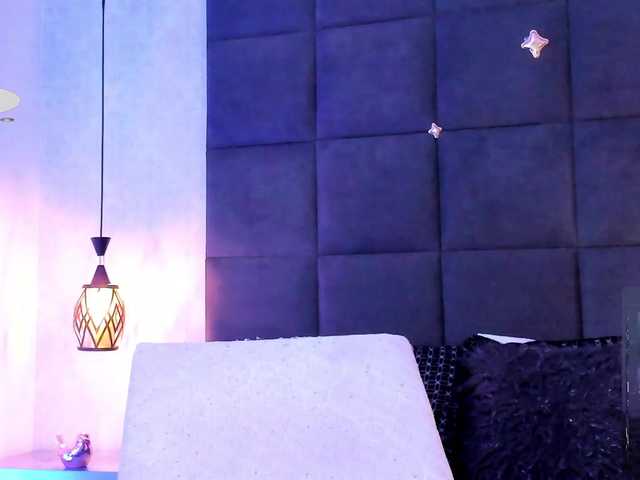 ChloeMontes's BongaCams show and profile