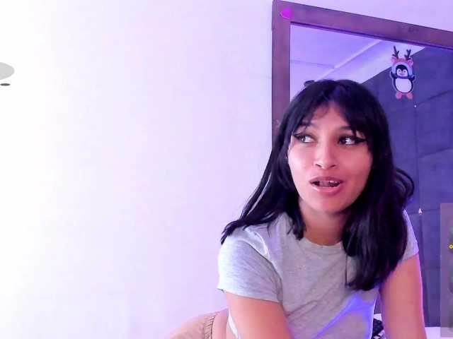 ChloeMontes's BongaCams show and profile