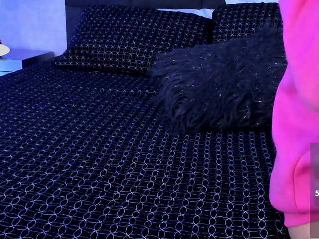 ChloeMontes's BongaCams show and profile