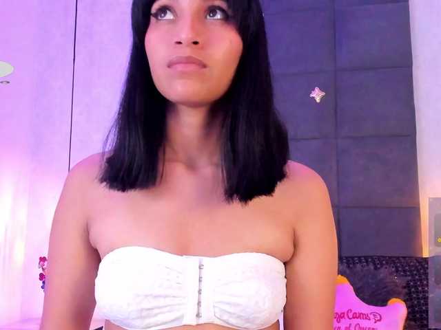 ChloeMontes's BongaCams show and profile