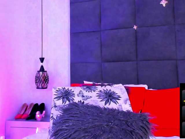 ChloeMontes's BongaCams show and profile