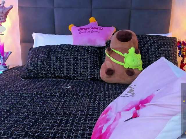 ChloeMontes's BongaCams show and profile