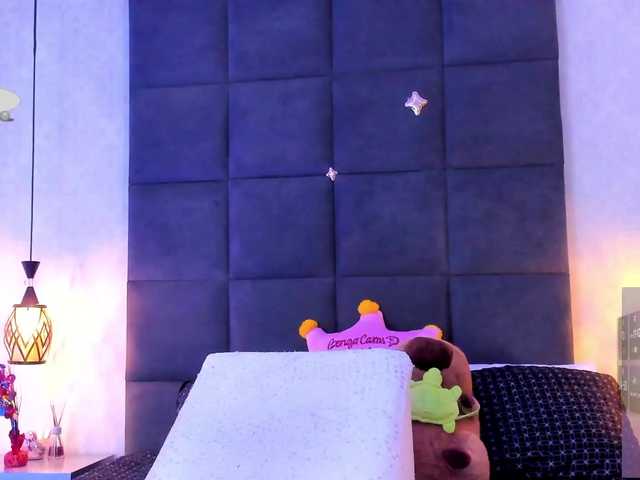 ChloeMontes's BongaCams show and profile