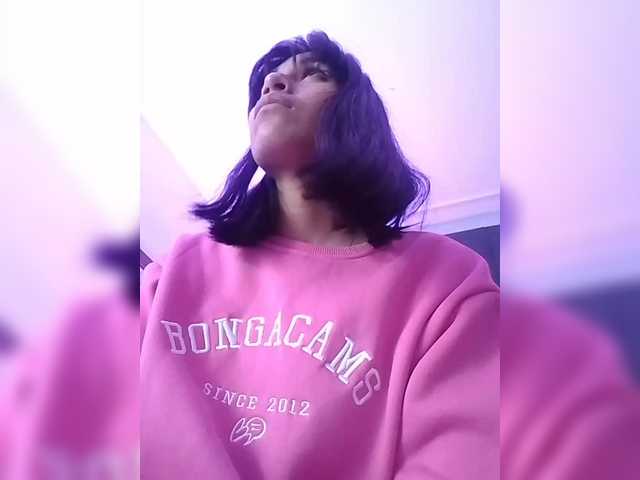 ChloeMontes's BongaCams show and profile