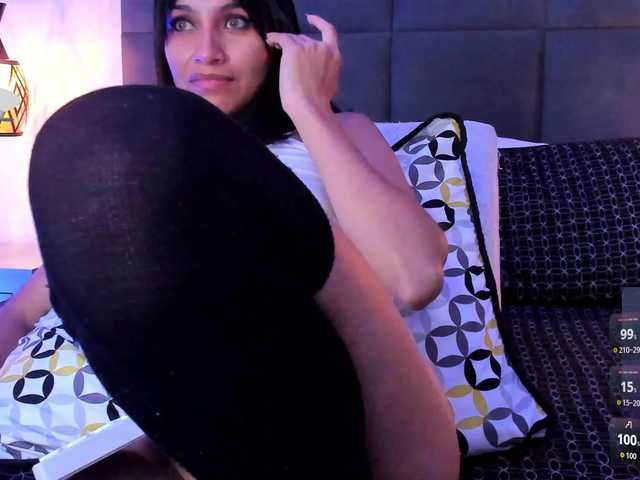 ChloeMontes's BongaCams show and profile