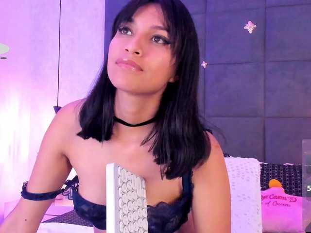 ChloeMontes's BongaCams show and profile