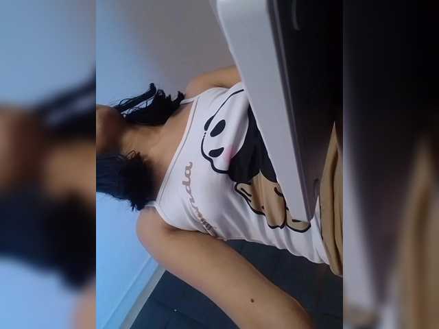 ChloeMontes's BongaCams show and profile