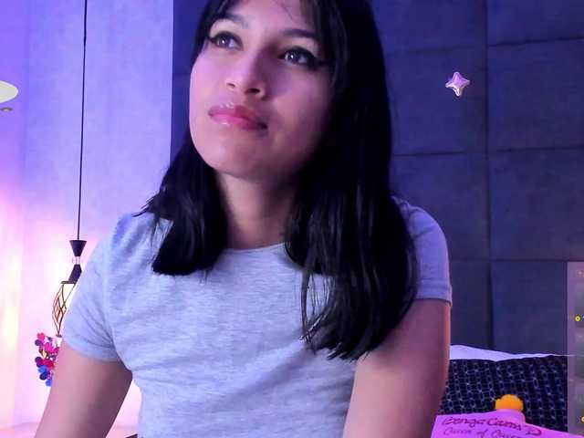 ChloeMontes's BongaCams show and profile
