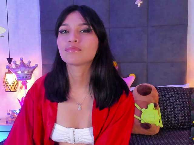 ChloeMontes's BongaCams show and profile