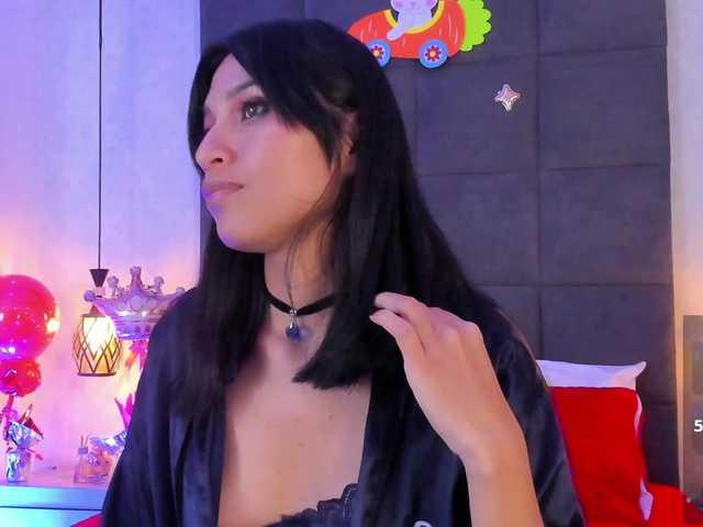 ChloeMontes's BongaCams show and profile