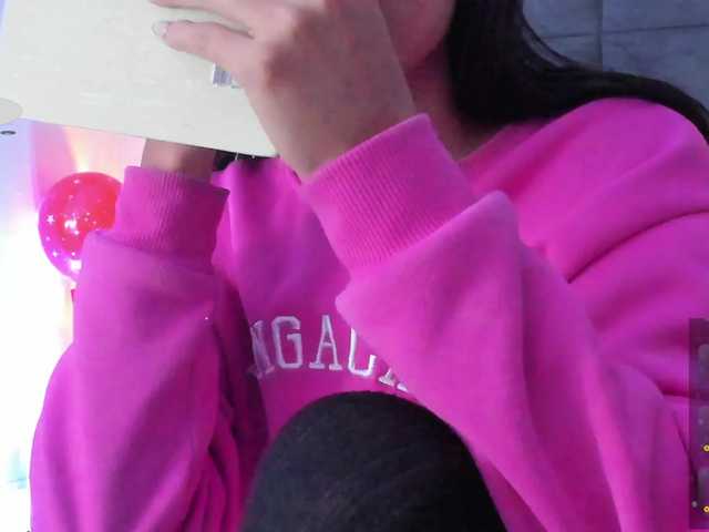 ChloeMontes's BongaCams show and profile