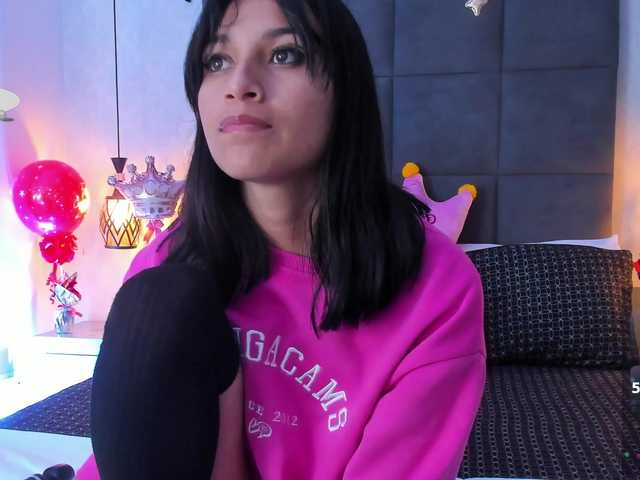 ChloeMontes's BongaCams show and profile