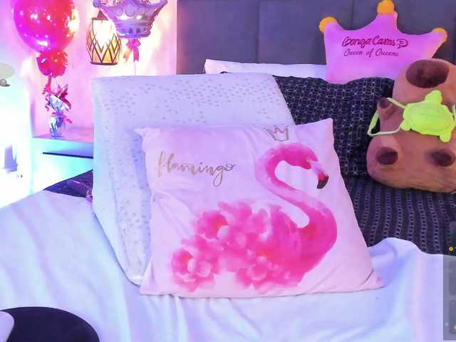 ChloeMontes's BongaCams show and profile