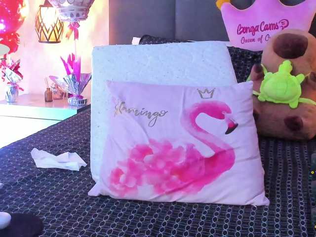 ChloeMontes's BongaCams show and profile