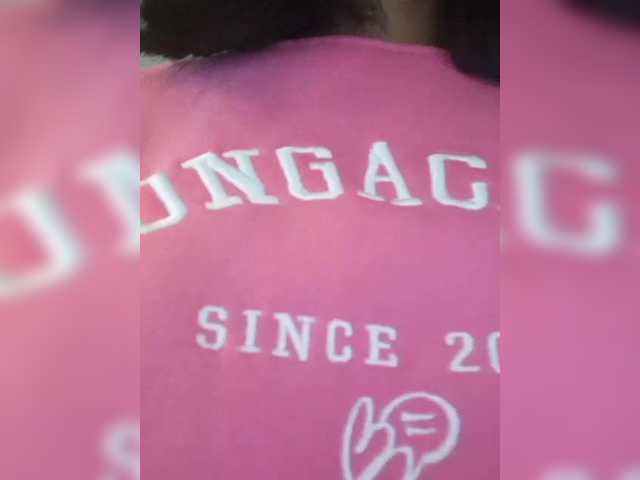 ChloeMontes's BongaCams show and profile