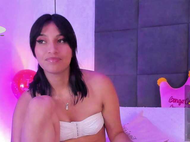 ChloeMontes's BongaCams show and profile