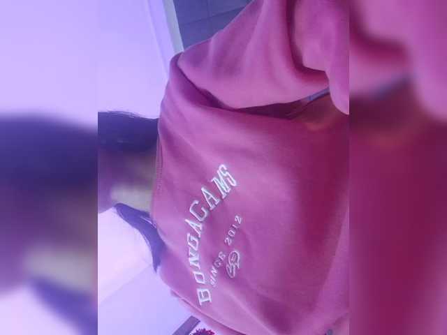 ChloeMontes's BongaCams show and profile