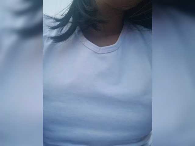 ChloeMontes's BongaCams show and profile