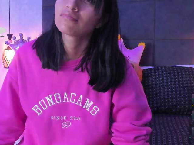 ChloeMontes's BongaCams show and profile