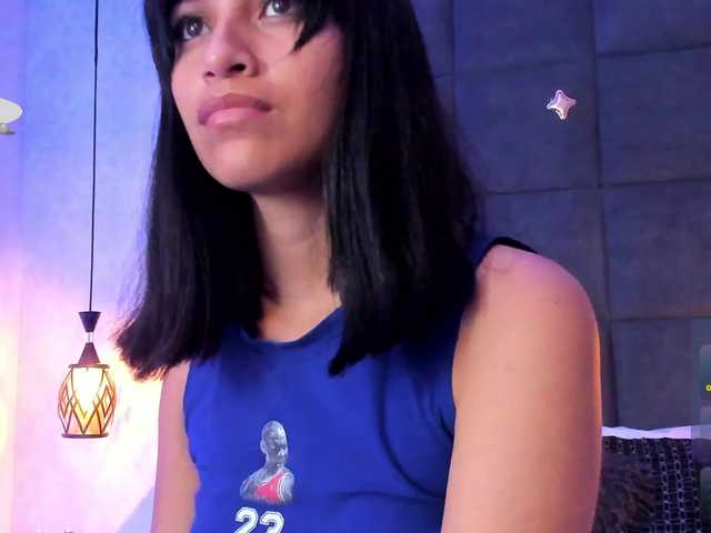 ChloeMontes's BongaCams show and profile