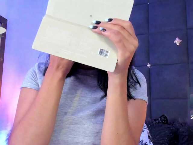 ChloeMontes's BongaCams show and profile