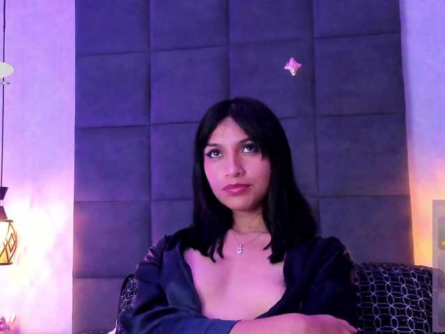 ChloeMontes's BongaCams show and profile