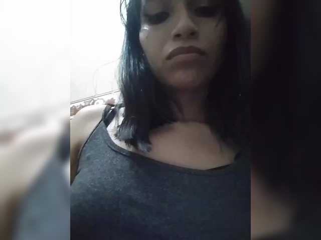 ChloeMontes's BongaCams show and profile