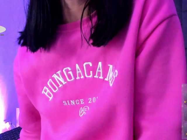 ChloeMontes's BongaCams show and profile